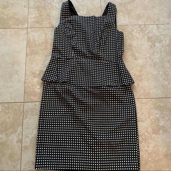 Polka dot dress - Picture 1 of 7